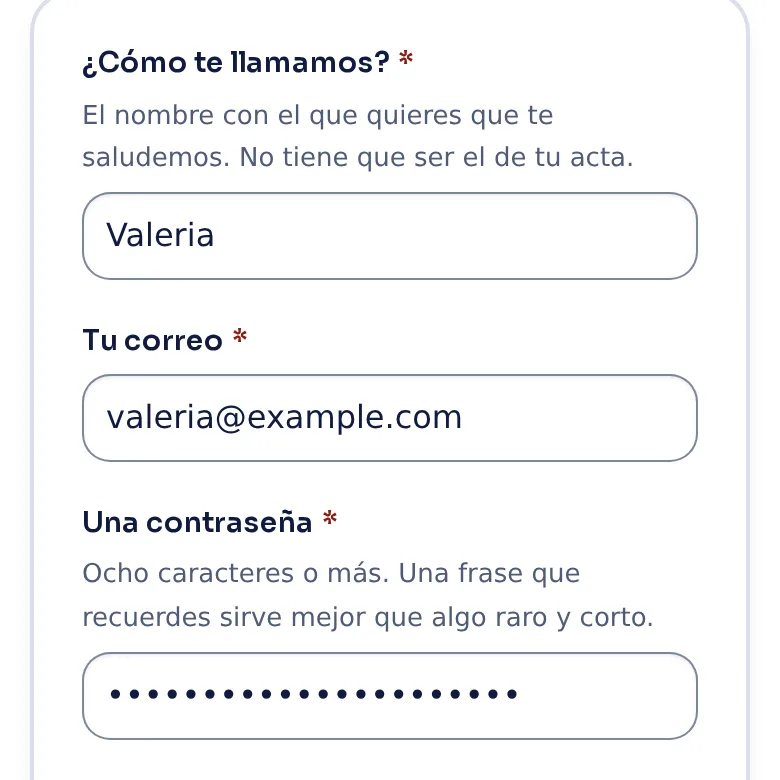 El formulario de crear cuenta: nombre, correo y contraseña
